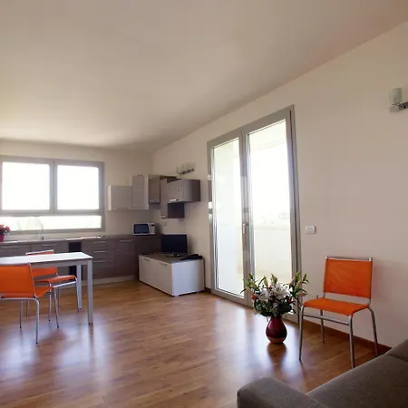 Hotel apartamentowy Le Querce Cernusco Sul Naviglio