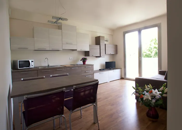 Lägenhetshotell Le Querce Cernusco Sul Naviglio