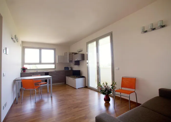 Lägenhetshotell Le Querce Cernusco Sul Naviglio